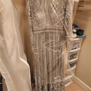 Brand New W/out Tags Mac Duggal Silver Gray Gown Sheer Long Sleeves Full Size 6